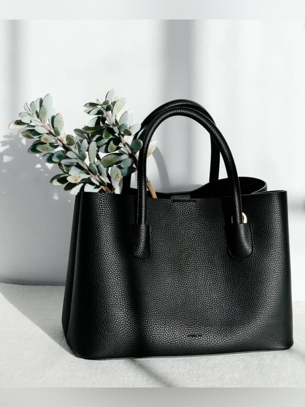 Angela Roi Classic Black Cher Tote Handbag comes w/Patterned Handle Wrap